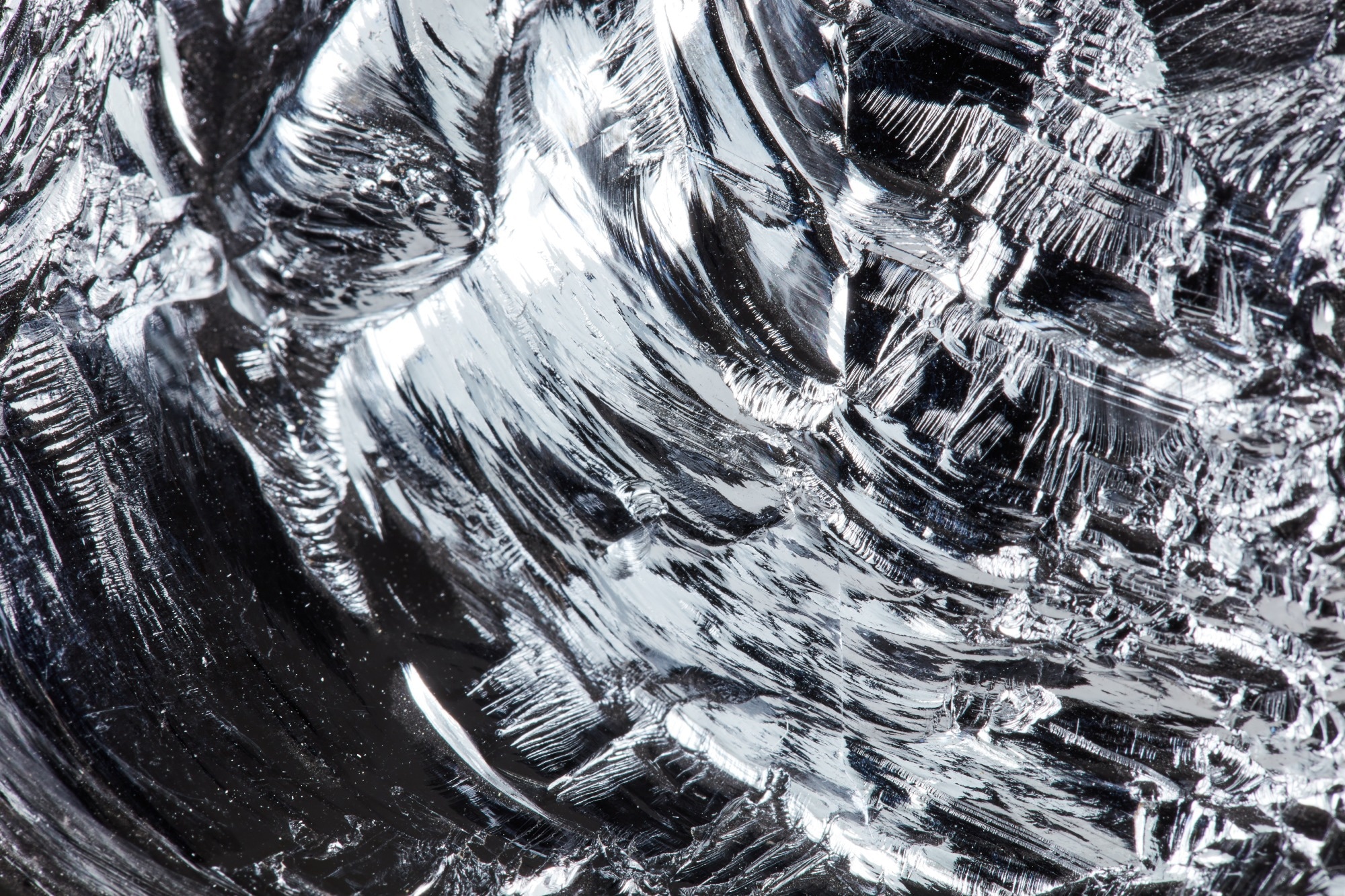 Plasmonic Coupling Sharpens Quasi-2D Perovskite Photodetectors