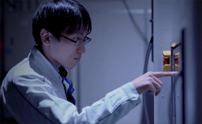 Electron Beam Metal Additive Manufacturing Machine for 3D Printing