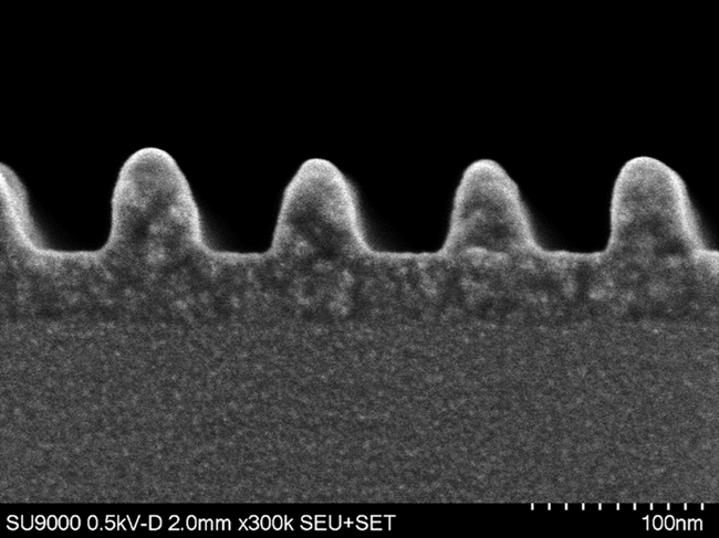 Sample: ArF Resist; Vacc: 500 V; Signal: SE image; With beam deceleration.