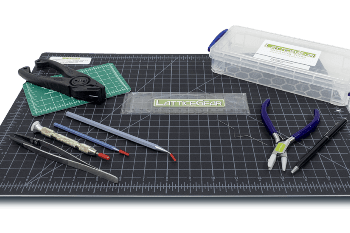 The Cleaving Station with Mat