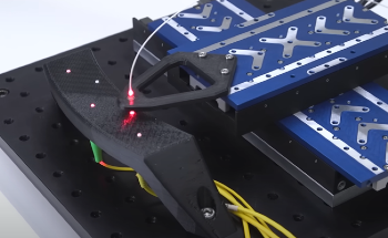 Direct Drive XY-Linear Stage for Scanning & Alignment | V-508 PI Nanopositioning
